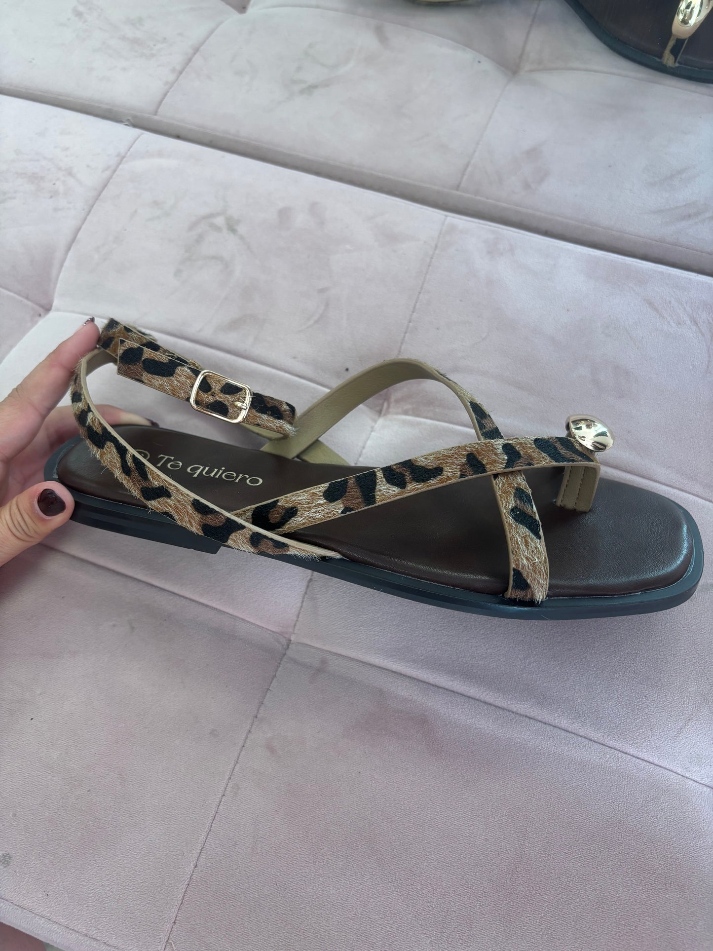Sandalias leopardo
