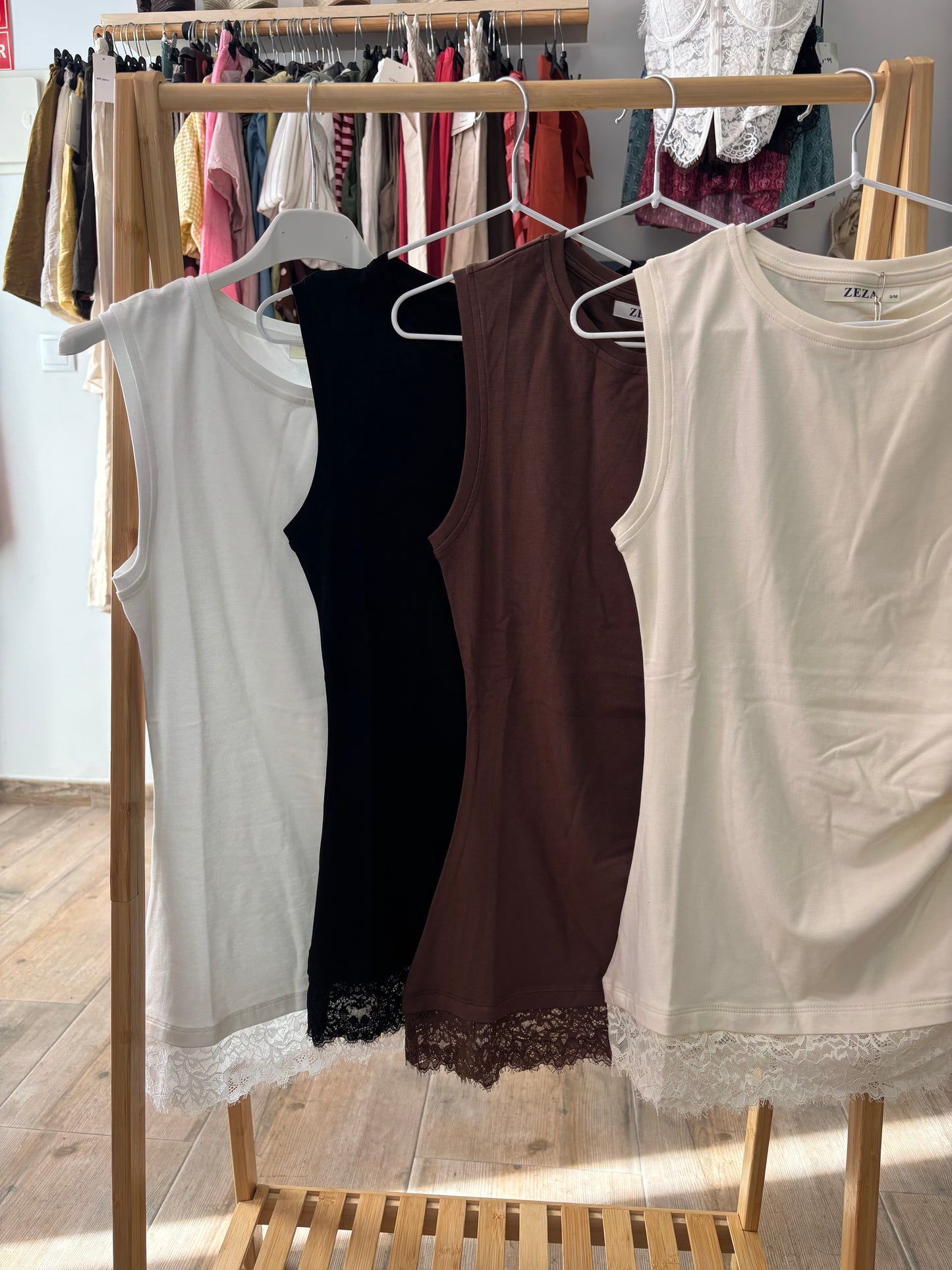 Camiseta encaje