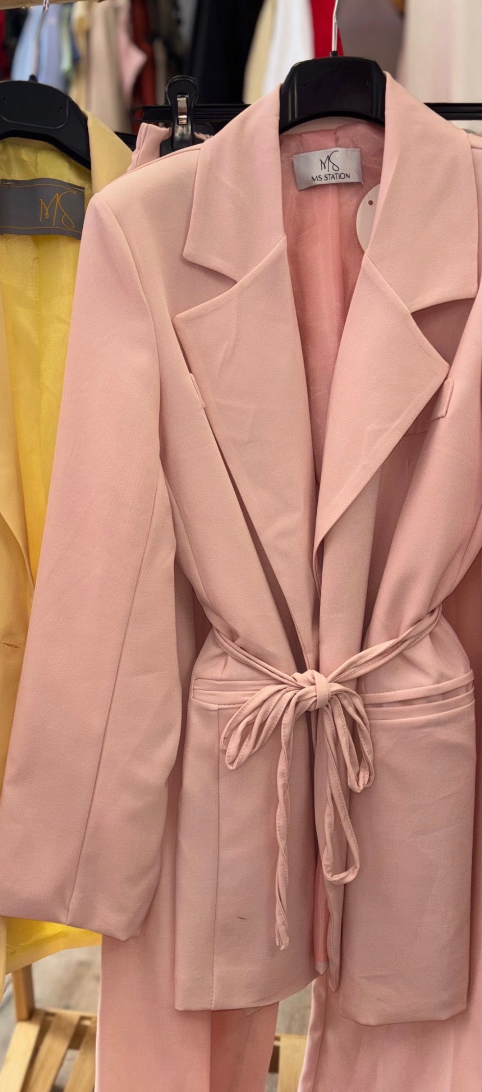 Traje palo