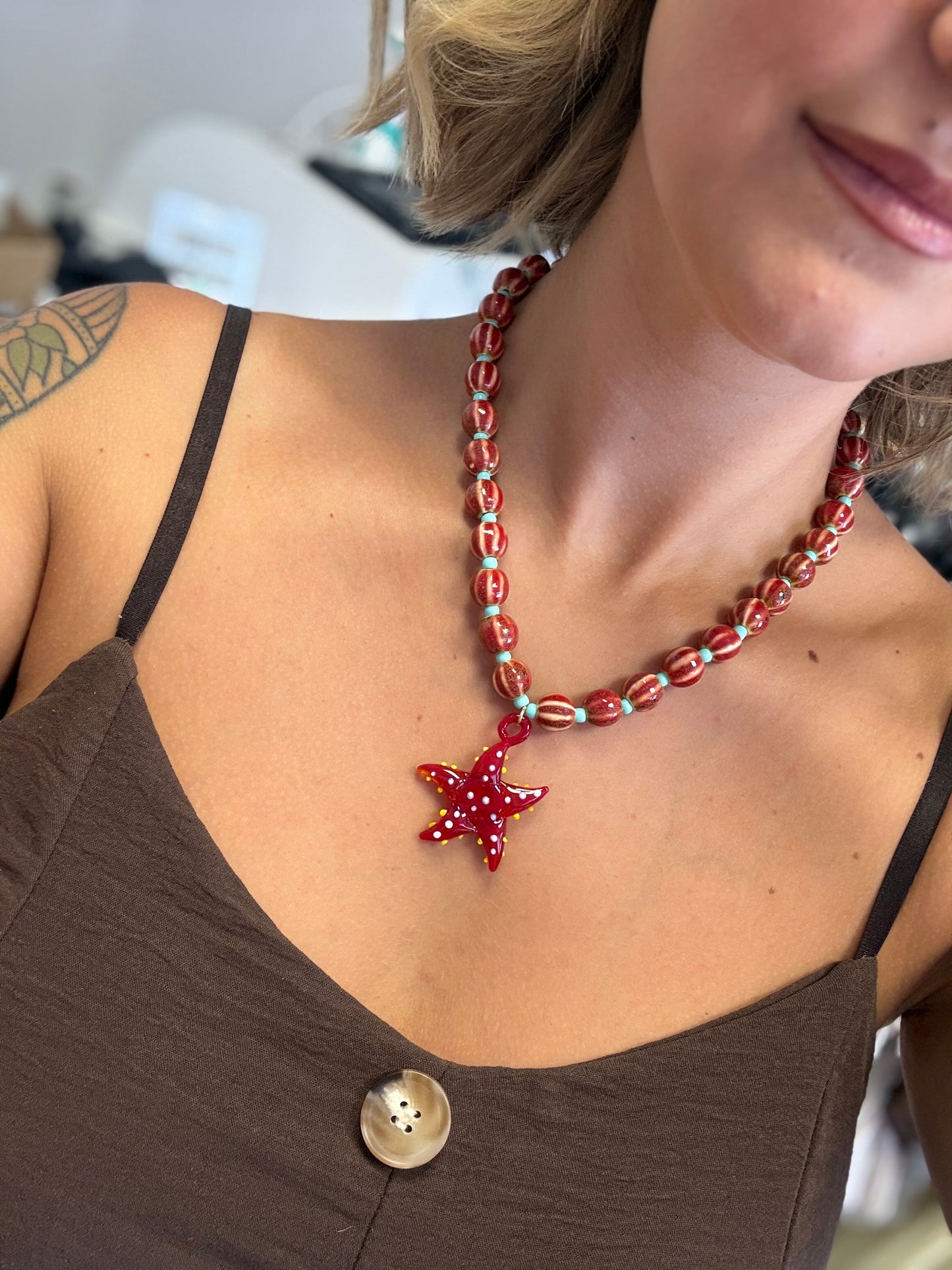 Colgante estrella roja