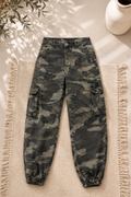 Pantalón cargo camuflaje