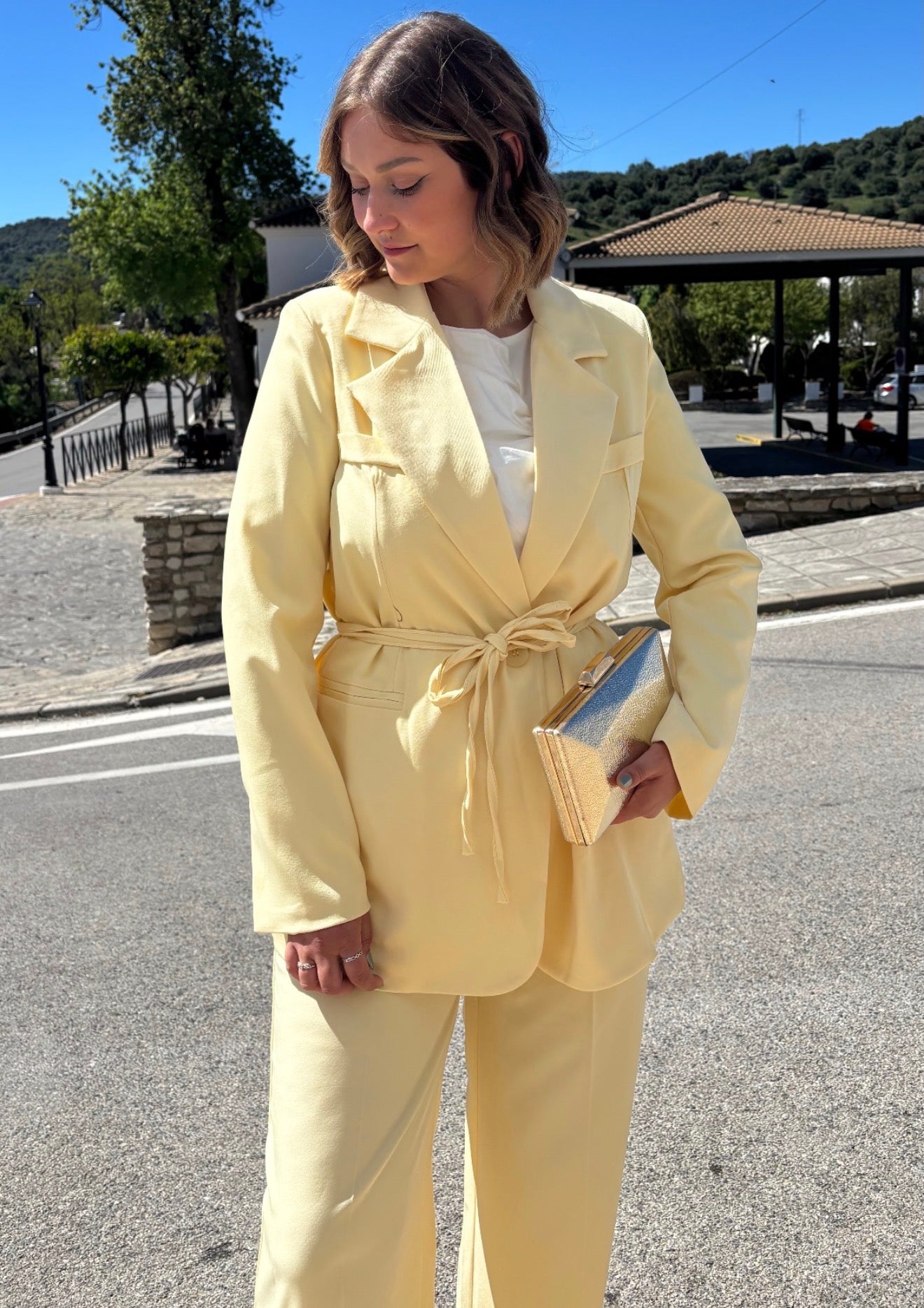 Traje palo