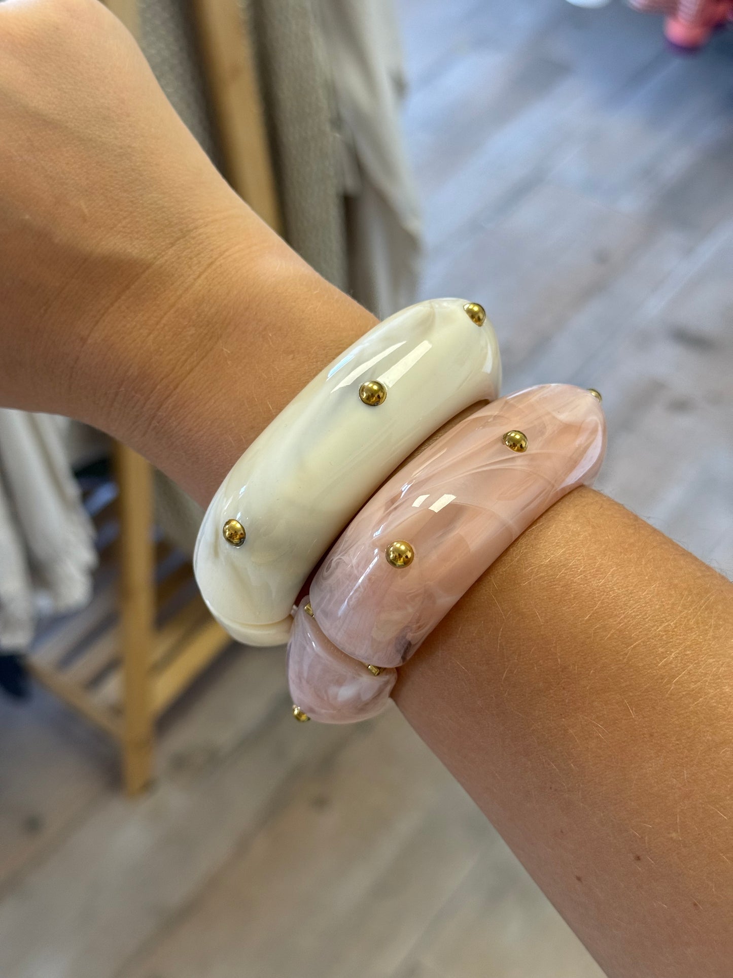 Pulsera rígida