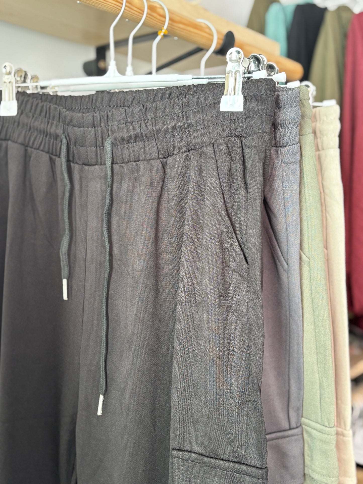 Pantalón cargo chandal