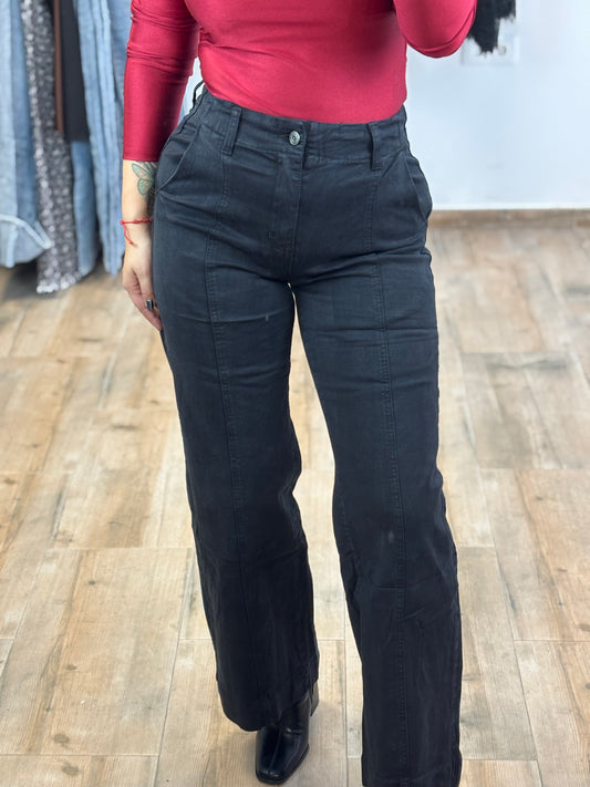 Pantalón vaquero negro