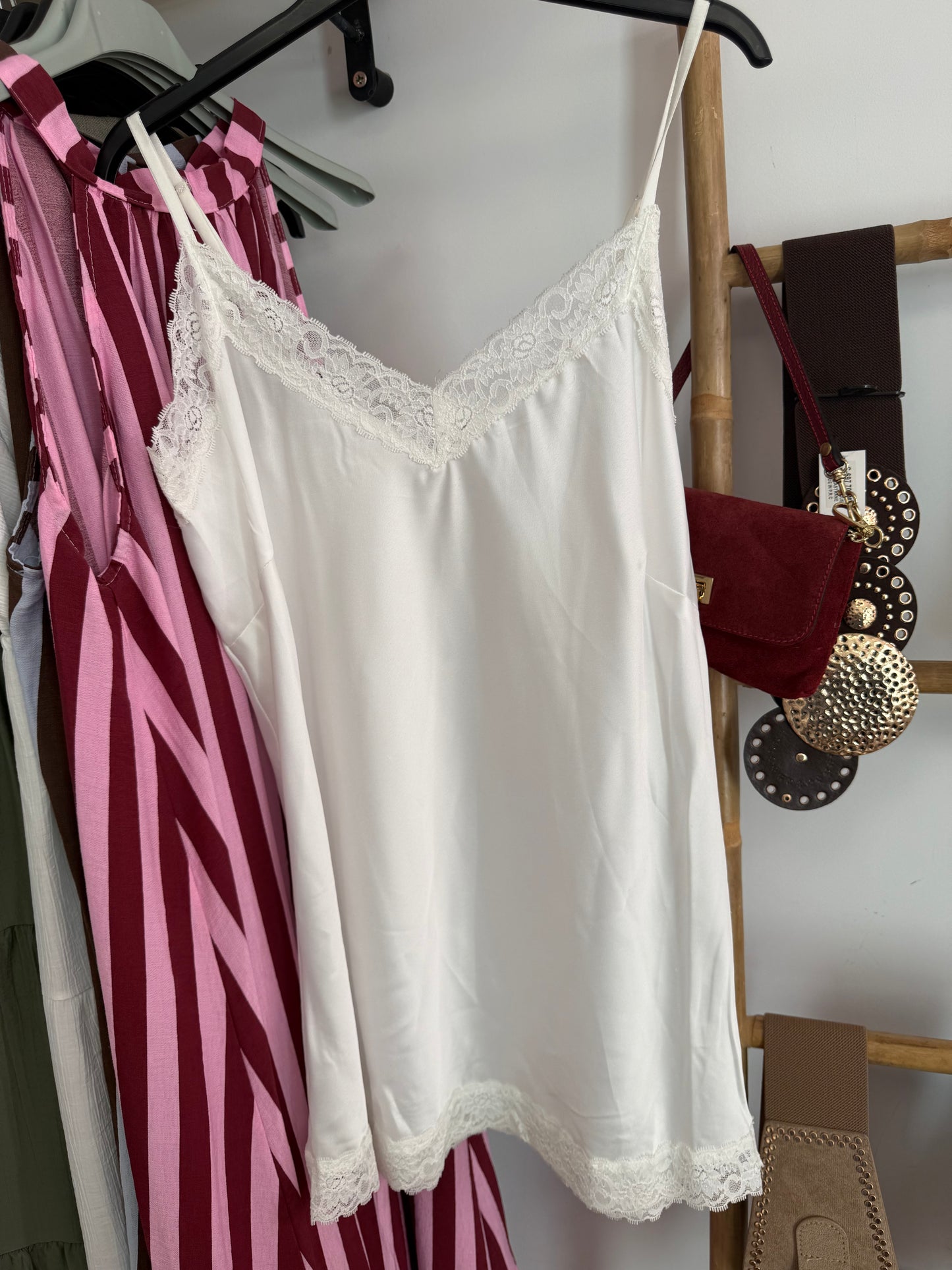 Blusas lenceras